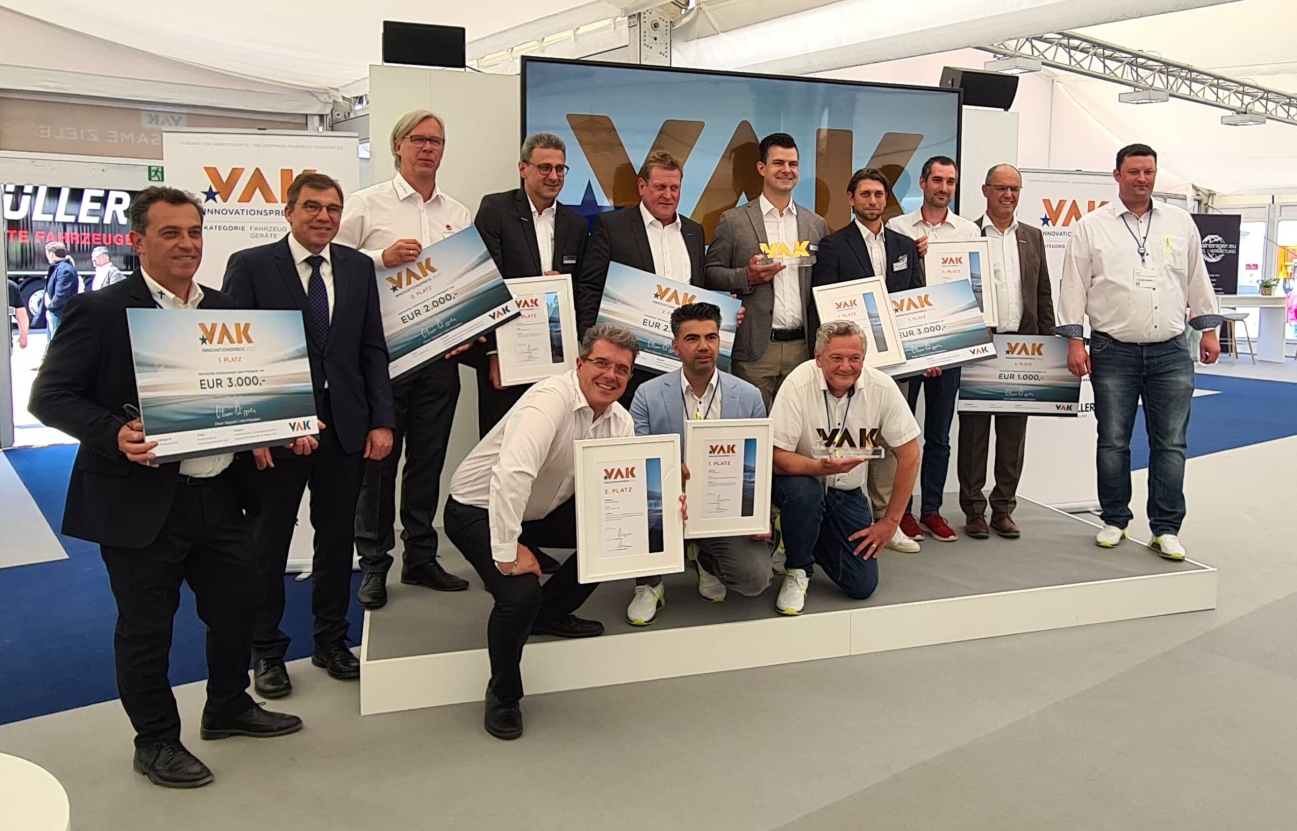 Un véhicule de voirie polyvalent parmi les gagnants du prix de l'innovation 2022 de VAK